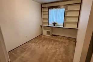 432 Violet Dr, Lower Burrell, PA 15068 - Photo 14