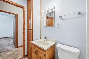 1122 Memorial Blvd, Sharon, PA 16146 - Photo 20