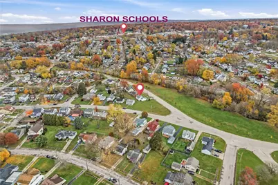 1122 Memorial Blvd, Sharon, PA 16146 - Photo 30