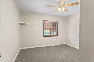 129 Beachmont Dr, Chippewa Township, PA 15010 - Photo 22