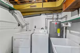 129 Beachmont Dr, Chippewa Township, PA 15010 - Photo 36