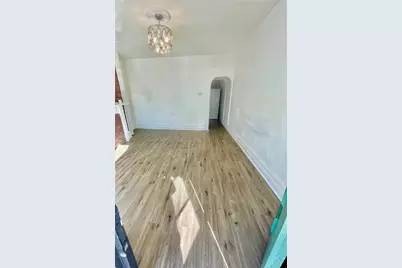 1812 Cecil St, Pittsburgh, PA 15215 - Photo 6