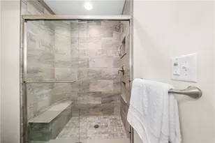 6111 Heatherfield Ct, Lancaster Township, PA 16037 - Photo 26