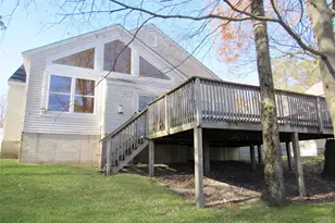 2413 S Ridge Pl, Hidden Valley, PA 15502 - Photo 2