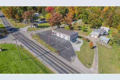 604 Wallace Run Rd, Big Beaver, PA 15010 - Photo 2
