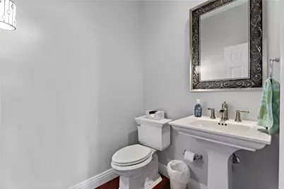 88 Waterfront Dr, Washington's Landing, PA 15222 - Photo 14