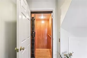88 Waterfront Dr, Washington's Landing, PA 15222 - Photo 34
