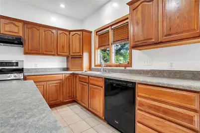 120 Alameda Rd, Twp of But NW, PA 16001 - Photo 14