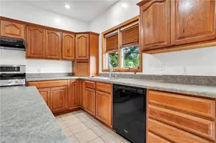 120 Alameda Rd, Twp of But NW, PA 16001 - Photo 14