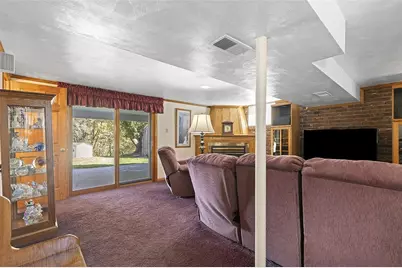 801 Redstone Dr, Pittsburgh, PA 15101 - Photo 28