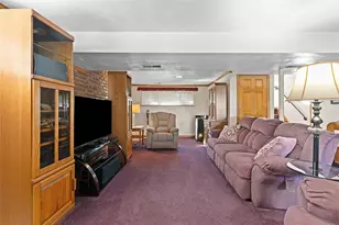 801 Redstone Dr, Pittsburgh, PA 15101 - Photo 30