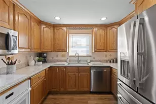 801 Redstone Dr, Pittsburgh, PA 15101 - Photo 10