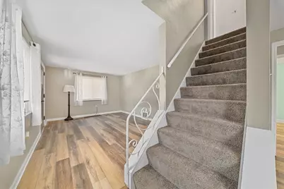 5147 Glenhurst Rd, Pittsburgh, PA 15207 - Photo 2