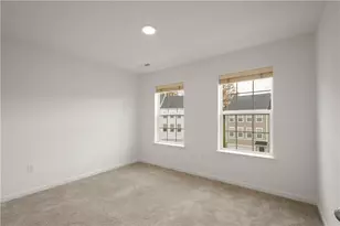 108 Sweetwater Dr, Moon/Crescent Twp, PA 15108 - Photo 20