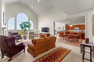 251 Molly Dr, Peters Township, PA 15317 - Photo 12