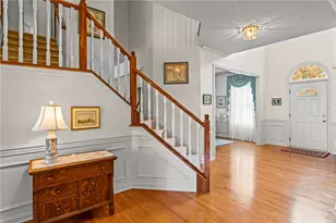 251 Molly Dr, Peters Township, PA 15317 - Photo 2