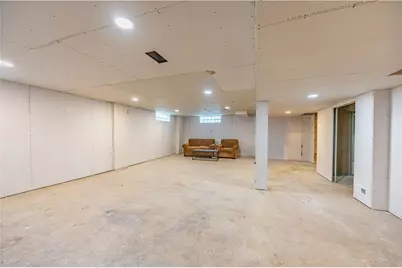 825 Brady St, Lower Burrell, PA 15068 - Photo 16