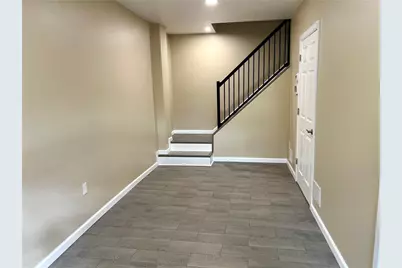 105 Entrance Dr, Pittsburgh, PA 15068 - Photo 26