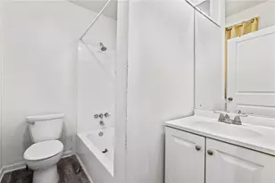 410 Hays Ave, Pittsburgh, PA 15210 - Photo 14