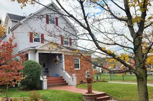 315 Fountain Ave, Ellwood City, PA 16117 - Photo 1