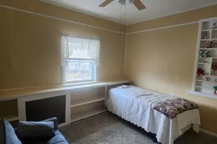 315 Fountain Ave, Ellwood City, PA 16117 - Photo 24