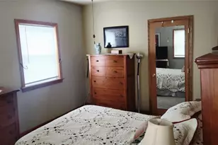 315 Fountain Ave, Ellwood City, PA 16117 - Photo 20