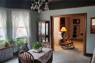 315 Fountain Ave, Ellwood City, PA 16117 - Photo 10