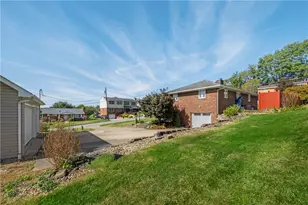 1116 Martin Dr, Canonsburg, PA 15317 - Photo 4