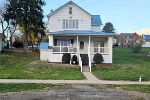 63 W Main St, Cowanshanock Township, PA 16263 - Photo 2