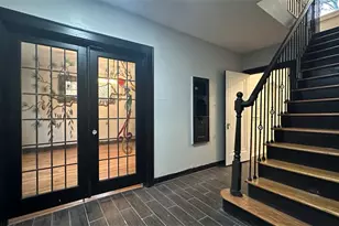 2518 Bethel Church Rd, Bethel Park, PA 15102 - Photo 4