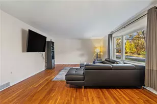 5100 McIntosh Dr, Hopewell Township, PA 15001 - Photo 6