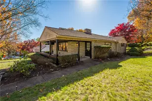 1751 Helen Dr, Pittsburgh, PA 15216 - Photo 2