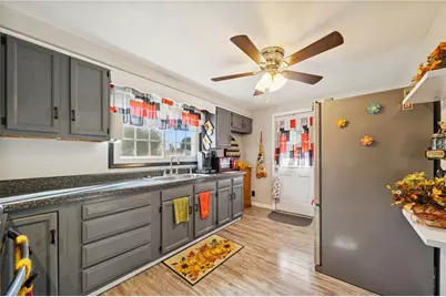 217 Coulter Rd, White Oak, PA 15131 - Photo 6