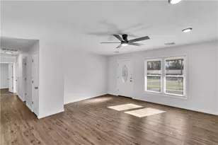 206 Sandalwood Dr, Cranberry Township, PA 16066 - Photo 4