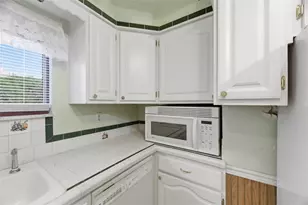 1917 Kearns Ave, Banksville/Westwood, PA 15205 - Photo 12