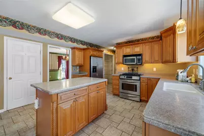 3349 Long Branch Dr, Neshannock Township, PA 16105 - Photo 14