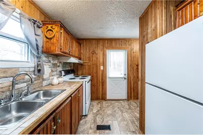 303 Mount Manor Rd, Penn Twp, PA 15665 - Photo 22