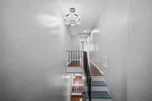 3943 Howley St, Pittsburgh, PA 15224 - Photo 8