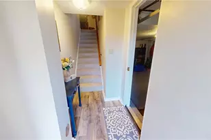 210 Saxonwald Ln, Pittsburgh, PA 15234 - Photo 4