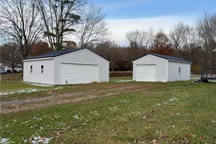 6964 Dermond Rd, Lackawannock Township, PA 16148 - Photo 4