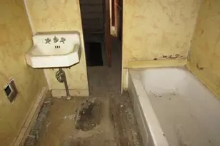 930 7th St, New Kensington, PA 15068 - Photo 18