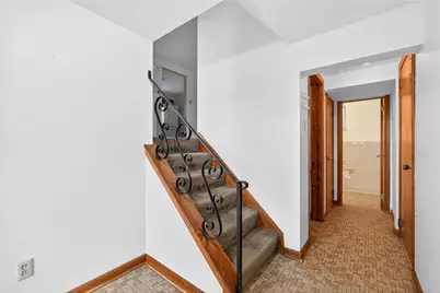 100 Fieldstone Drive, Pittsburgh, PA 15116 - Photo 2