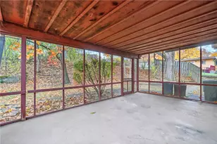 100 Fieldstone Dr, Pittsburgh, PA 15116 - Photo 32