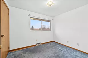 100 Fieldstone Dr, Pittsburgh, PA 15116 - Photo 22