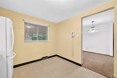 100 Fieldstone Drive, Pittsburgh, PA 15116 - Photo 14