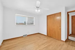 100 Fieldstone Dr, Pittsburgh, PA 15116 - Photo 18