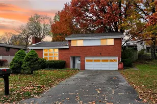 100 Fieldstone Dr, Pittsburgh, PA 15116 - Photo 40