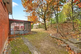 100 Fieldstone Dr, Pittsburgh, PA 15116 - Photo 34