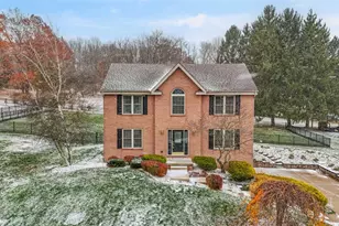 106 Henley Dr, Center Township, PA 16001 - Photo 1