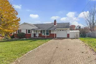 339 Westbrook Dr, Butler, PA 16001 - Photo 2